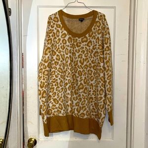 Camel/ creme size 3x torrid sweater tunic